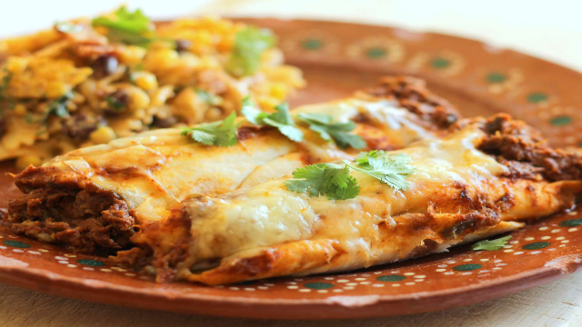 Enchiladas: Kuliner Meksiko yang Menggoda Lidah